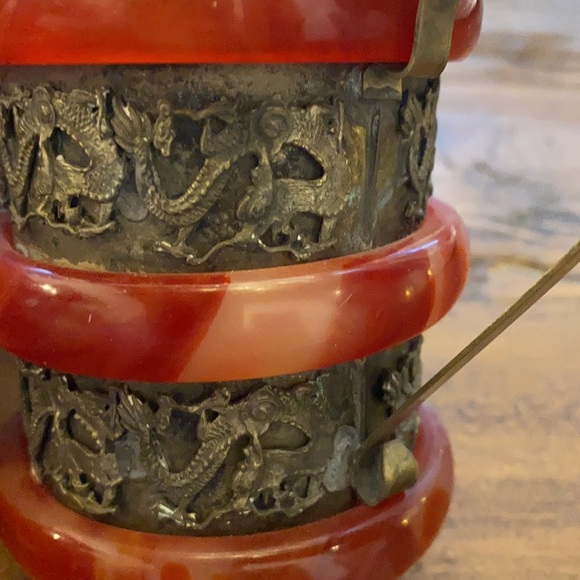 Antique exquisite design dragon & monkey red jade - Picture 11 of 15